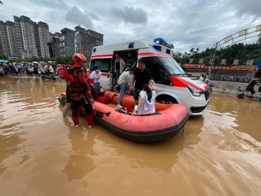广东怀集洪水致超18万人受灾