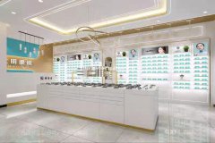 春日限定眼镜展柜设计定制，眼镜店老板做展柜的季节。