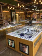 眼镜店面装修展柜设计 专业的眼镜展柜生产定制厂家