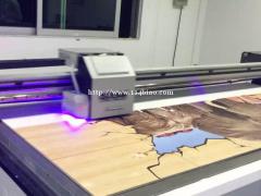 uv平板加工厂如何才可以发展的更好？