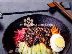 小县城卖铁板拌饭有市场吗？好吃又好卖
