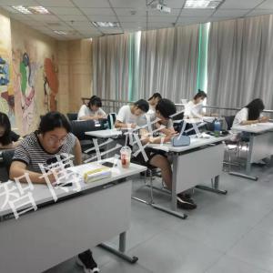暑假期间想精心学习备考五年制转本就来智博