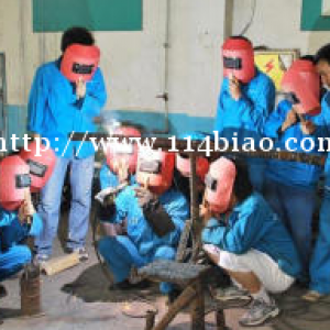 圳新安培训考证电工焊工证高空制冷证叉车等技能学习培训