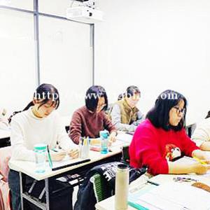 济南培训班为学生解疑答惑济南雅思培训学校
