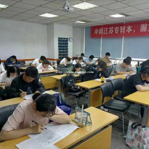 五年制专转本考生请注意，瀚宣博大喜迎国庆优惠活动即将开始
