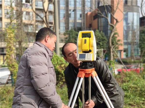西藏土建测量放线班钢结构测量学习