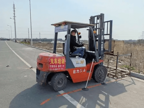 横岗布吉电工焊工考证复审多少钱