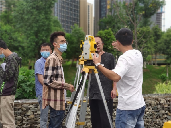 拉萨道路测量学习班道路施工放样