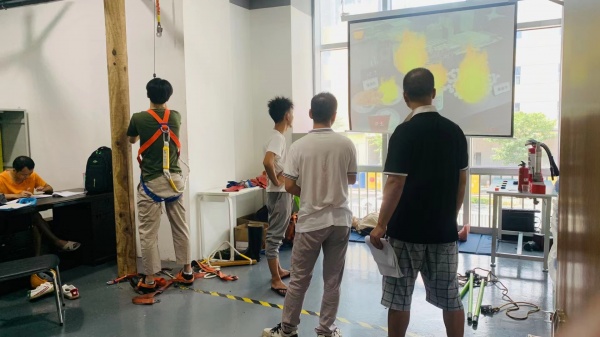深圳市龙华街道向联社区河背工业区