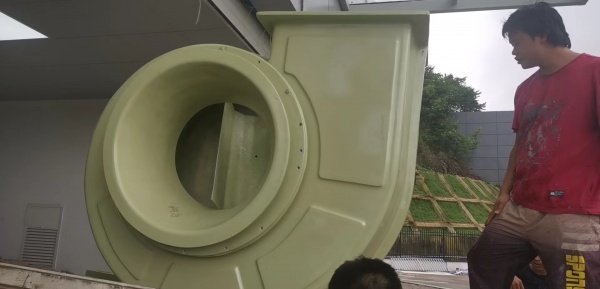 东莞市实验室排风玻璃钢抽风机定制安装通风管道设计