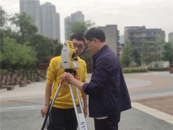 建筑工地测量培训班实战全站仪学习