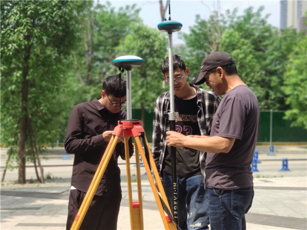 西安全站仪测量学习矿山测量培训班