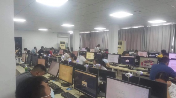 学习建筑测量仪器和软件就来建达学校报名吧