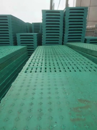 养殖场用复合漏粪板的优势以及价格