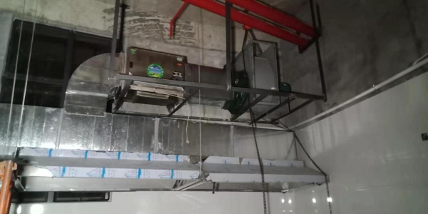 东莞市专业厨房抽风机维修改效果振动维修风机噪音大消声