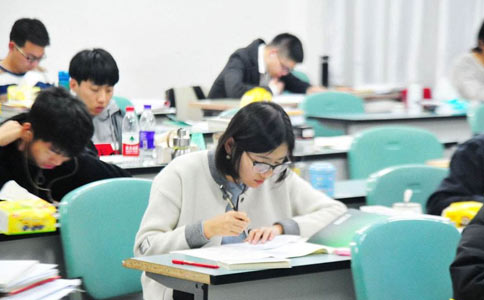 青岛卓远学校高中一对一辅导