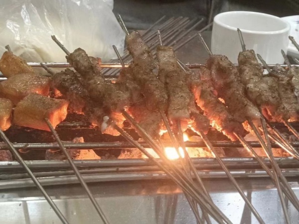 深圳淄博烧烤油烟管道制作淄博炭火烧烤排烟系统设计安装