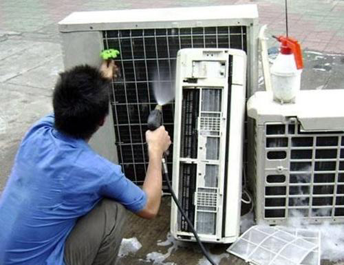 汉阳空调漏水维修、清洗（就近上门）