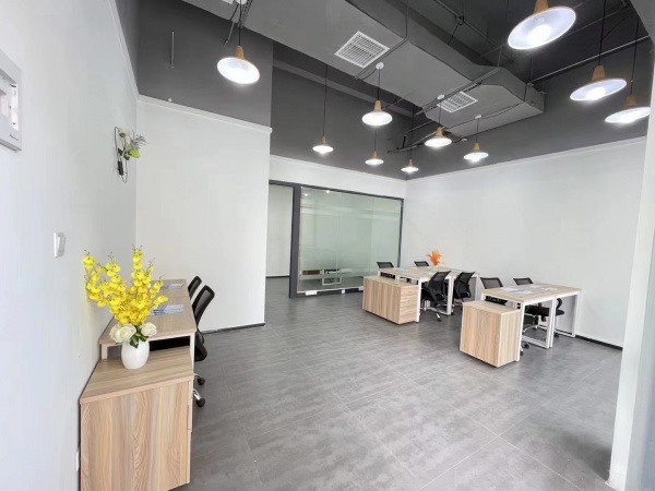龙岗园区精装办公室出租,红本凭证,电商行业外贸直播等