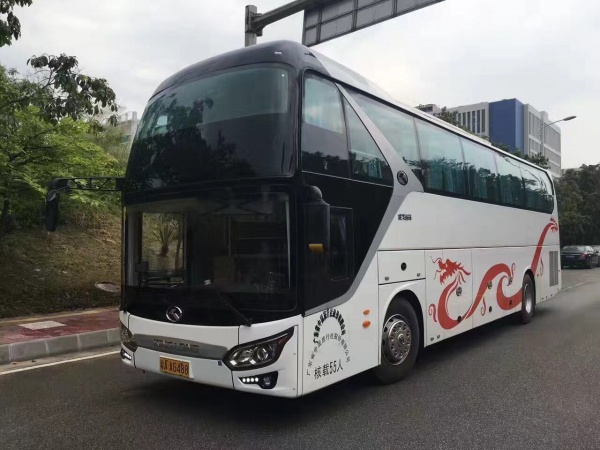 白云机场接送45座大巴租赁 广州机场接机租53座大巴单送从化多少钱一趟