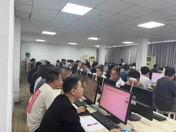 重庆零基础学员适合的短期面授造价培训班