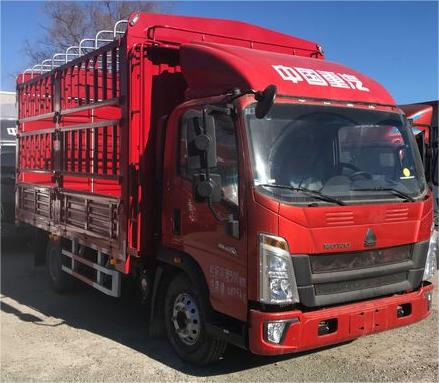 青岛即墨城阳黄岛莱西重汽豪沃大马力宽体高栏车4S店及电话-可搜