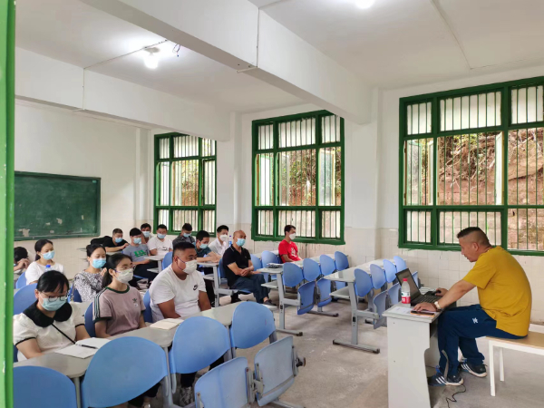 2023年重庆建筑工人证考试有没有培训