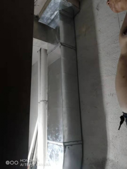 黄埔专业餐馆厨房排烟通风管道排烟系统管道制作安装
