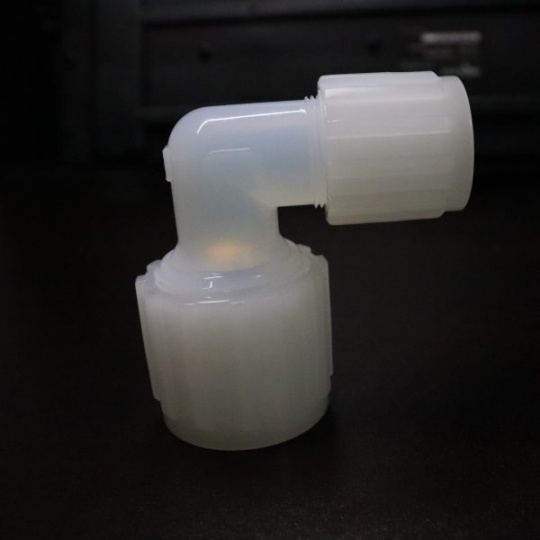 pfa直角接头微电子半导体用异径接头无颗粒物析出耐260℃