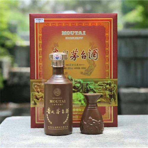 定海区回收茅台酒-原箱-单瓶-纪念-铁盖-年份均可回收鉴定