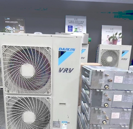 博山正规空调回收电话 博山中央空调回收 仓库挤压回收 制冷设备机组回收 家电回收