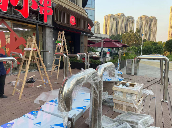 东莞市木屋烧烤炭火烤肉下排烟小风机净化器设备