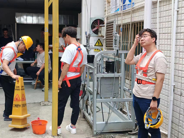 深圳高空那里有培训考证多少钱