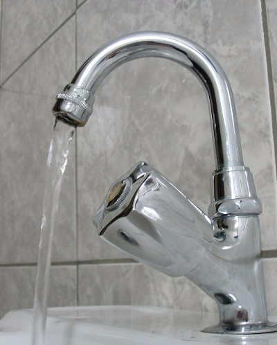太原市找维修水管师傅上门修水管漏水电话