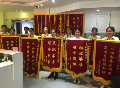 保姆 住家保姆 不住家保姆  半天保姆 首选华红家政 放心