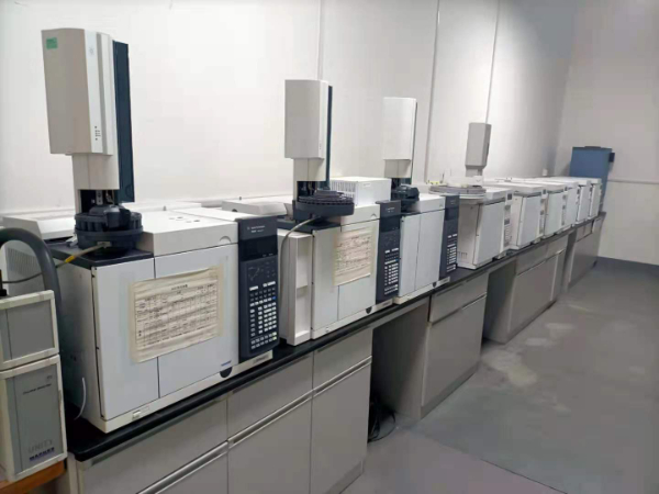 回收进口电子通信类生产测试仪器仪表，回收二手液相色谱仪 实验室农残分析化验设备
