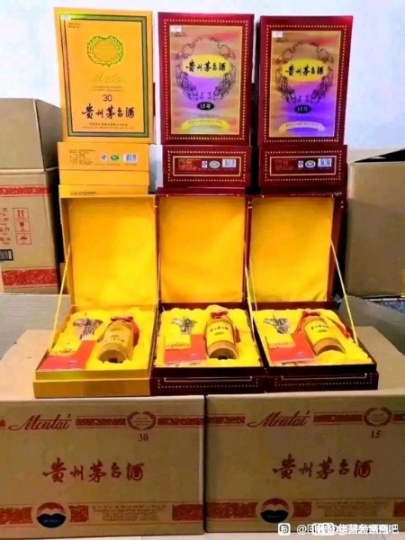 东城回收15年30年50年茅台酒瓶回收上门价格一览