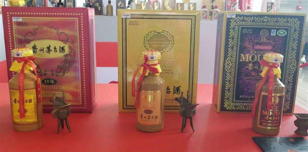 吉林回收15年30年50年茅台酒瓶回收价格一览