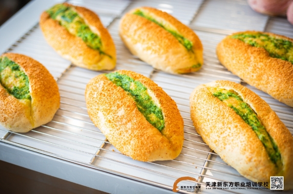 天津哪里学面点培训学校好呢？推荐哪个？