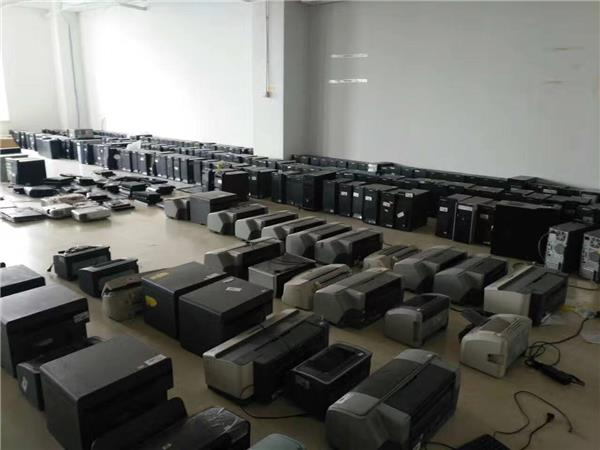 长期回收二手电脑、笔记本、液晶显示器、液晶屏、广告机、服务器、通讯设备