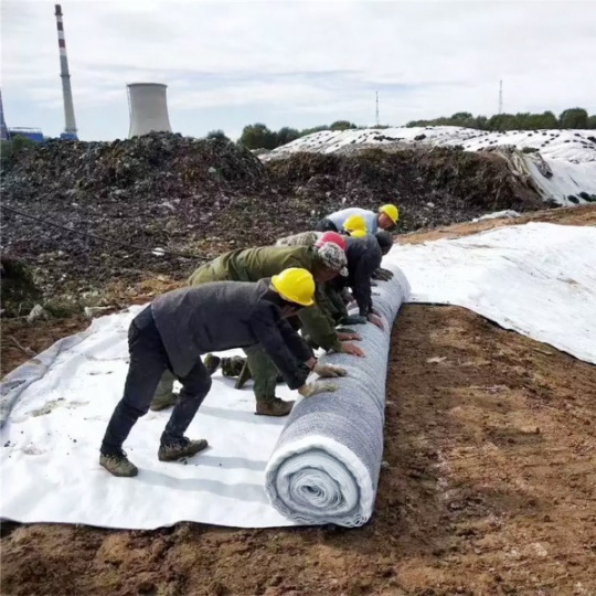 GCL钠基膨润土防水毯湿地垃圾填埋人工湖