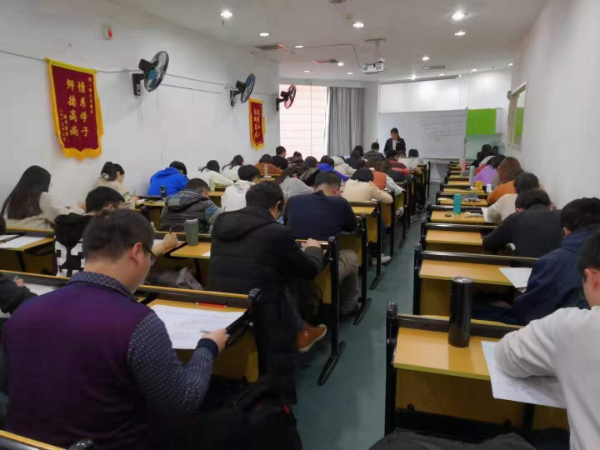 瀚宣博大针对五年制专转本计算机科学与技术，小班培训课程开启啦