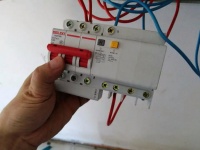 太原荣军北街电路维修,灯具安装,老旧线路更换,家里跳闸停电检修