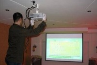 天津塘沽区投影仪、投影幕布安装调试