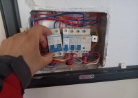 太原建设南路维修电路灯具跳闸安装开关插座空开