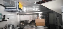 白云区饭店厨房抽油烟机维修安装环保排烟改效果油烟机安装