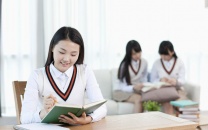 2025年无锡五年制专转本校考英语难度分析及备考攻略